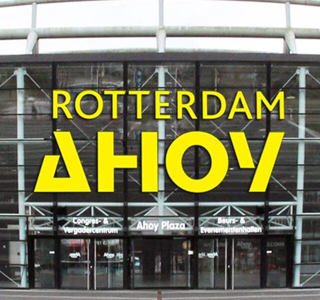 Elk jaar bezoeken ruim 1,5 miljoen mensen Rotterdam Ahoy! Of het nu een beurs, sportevenement of concert/danceparty is elke dag staan er ruim 250 eventspecialisten klaar om de bezoekers een onvergetelijke ervaring te geven. Met zoveel bezoekers kan het voorkomen dat er EHBO nodig is. Met trots mogen wij nu bekend maken dat Medical Support vanaf 1 januari 2019 de evenementenzorg mag gaan leveren in Rotterdam Ahoy! We gaan een supermooie en drukke periode tegemoet maar we hebben er zin in! #trots #evenementenzorg #ahoy